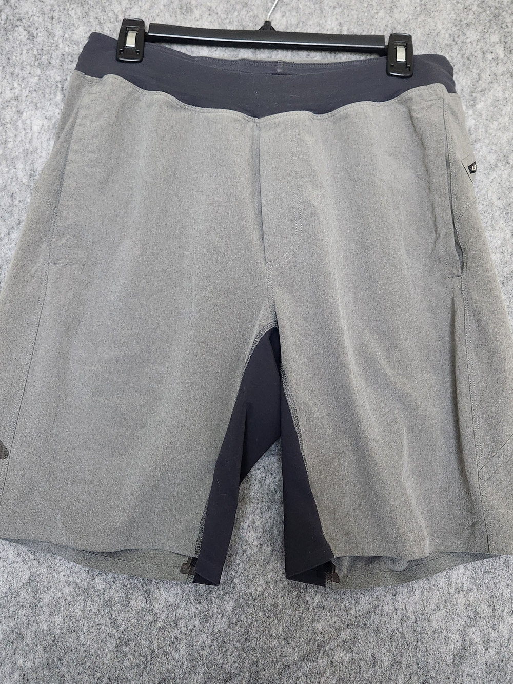 Lululemon T.H.E. Shorts Athletic Performance Linerless 9" Men's M Gray Gym Run